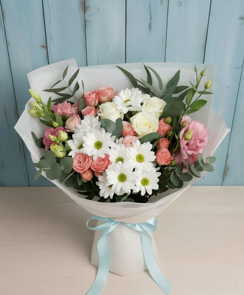 Букет цветов из: Розы, Лизиантусы и Хризантемы в Перелюбе