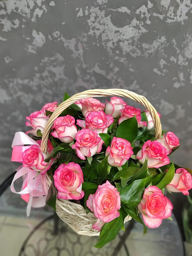 Цветочная композиция из Розы в корзине в Перелюбе