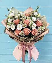 Букет цветов из:  Розы, Альстромерии и Лизиантусы в Перелюбе