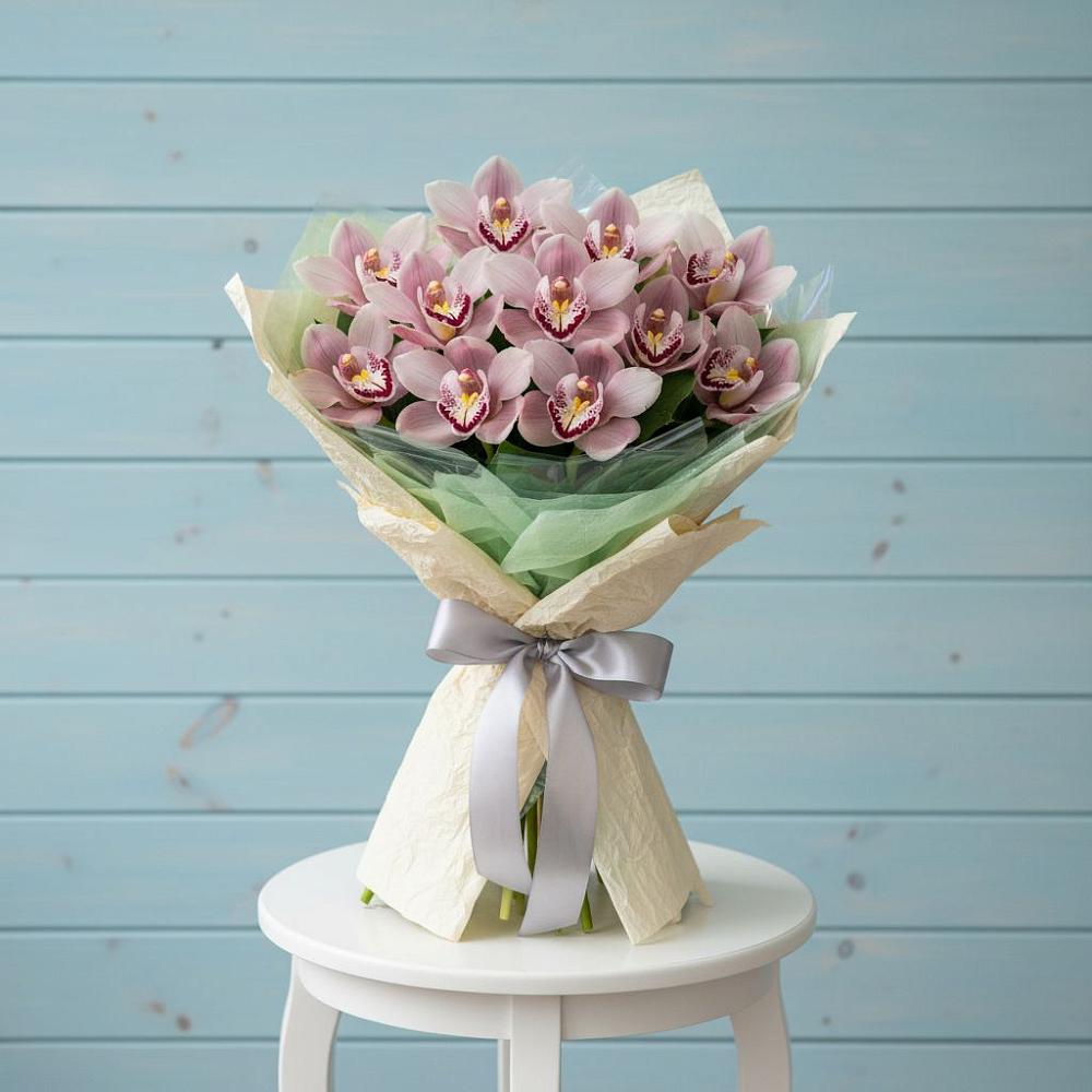 Букет цветов из: Орхидеи и Розы в Перелюбе