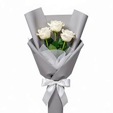 Букет 3 белые розы в Перелюбе