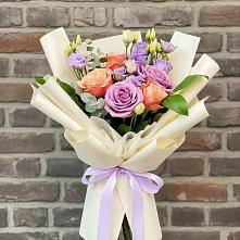 Букет цветов из:  Лизиантусы и Розы #REPLACE_PRED# Перелюбе