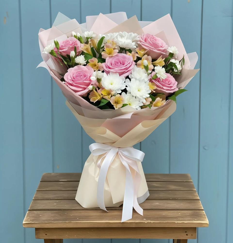 Букет цветов из: Гвоздики, Орхидеи и Розы в Перелюбе