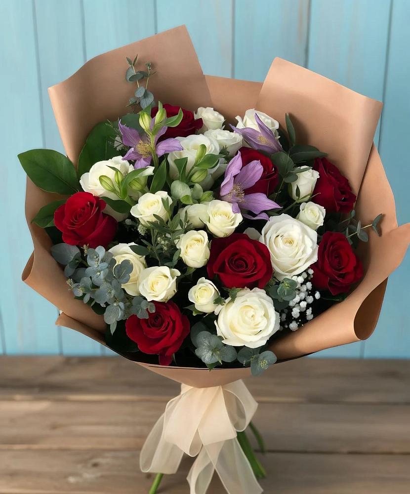 Букет цветов из: Розы и Альстромерии в Перелюбе