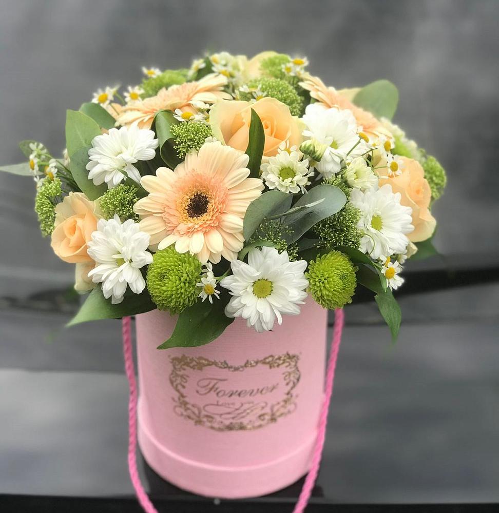 Цветочная композиция из Розы, Герберы и Хризантемы в шляпной коробке в Перелюбе